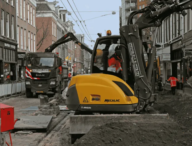 Yanmar 35 service image